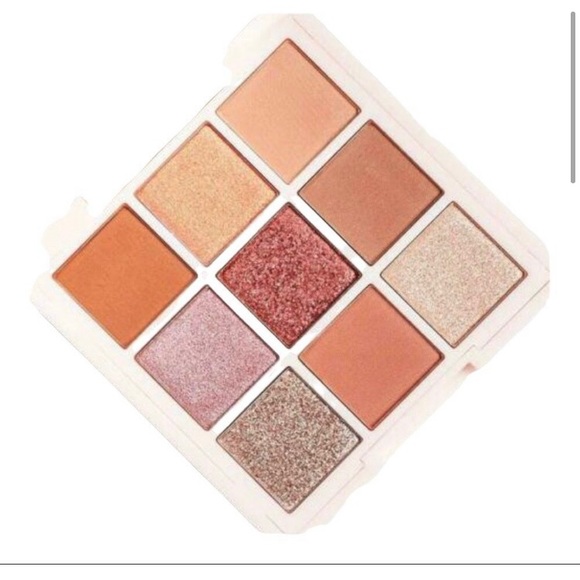 Ciaté London 9 Piece Matte Shimmer Sparkle Eyeshadow Palette - Picture 2 of 4